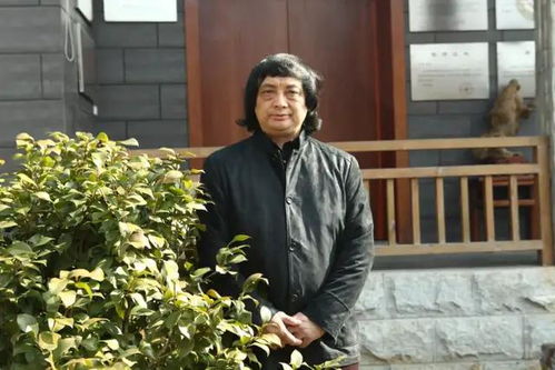 從泥火中走出的國(guó)匠 一位小鎮(zhèn)青年到陶瓷藝術(shù)大師的淬煉之路